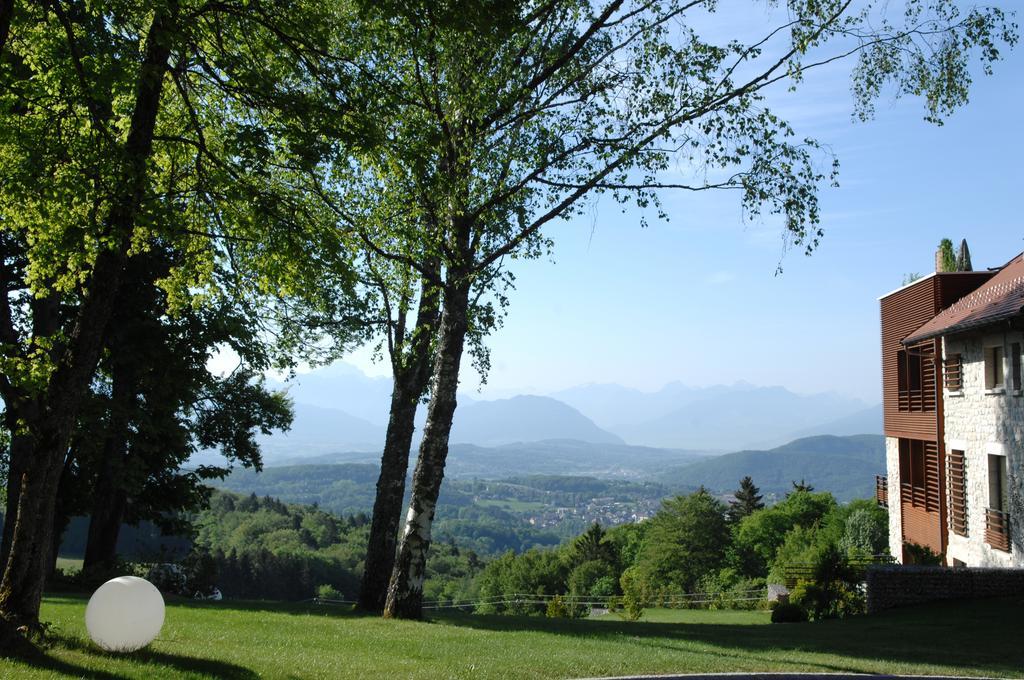 Chateau Des Avenieres 4* Cruseilles